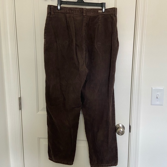EUC | Vintage Woolrich‎ 1964 women’s dark chocolate corduroy pants — 14 petite - Picture 5 of 6